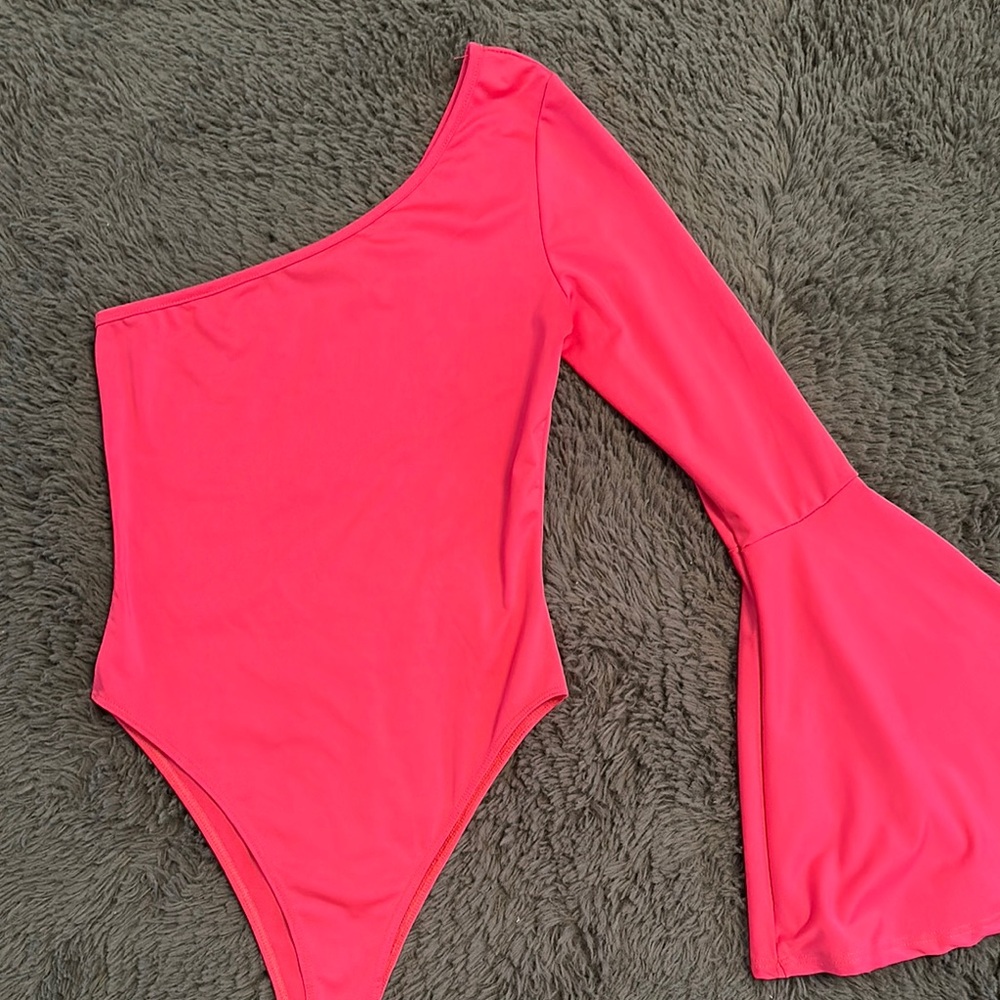 PUBLIK One Shoulder Ruffle Bright Pink Bodysuit Size Small